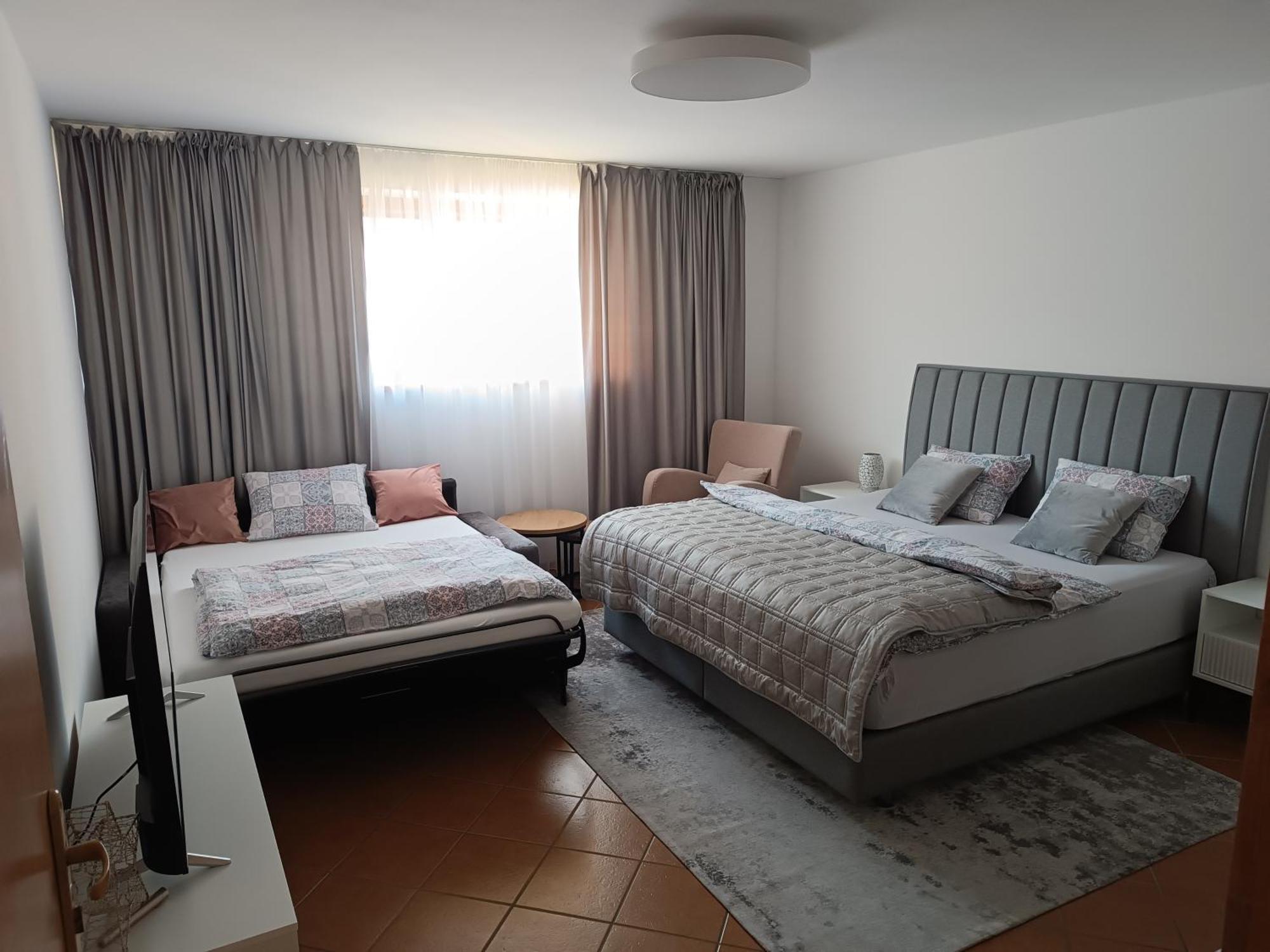 3 Bathrooms Apartman Mimi Liptovský Mikuláš Esterno foto
