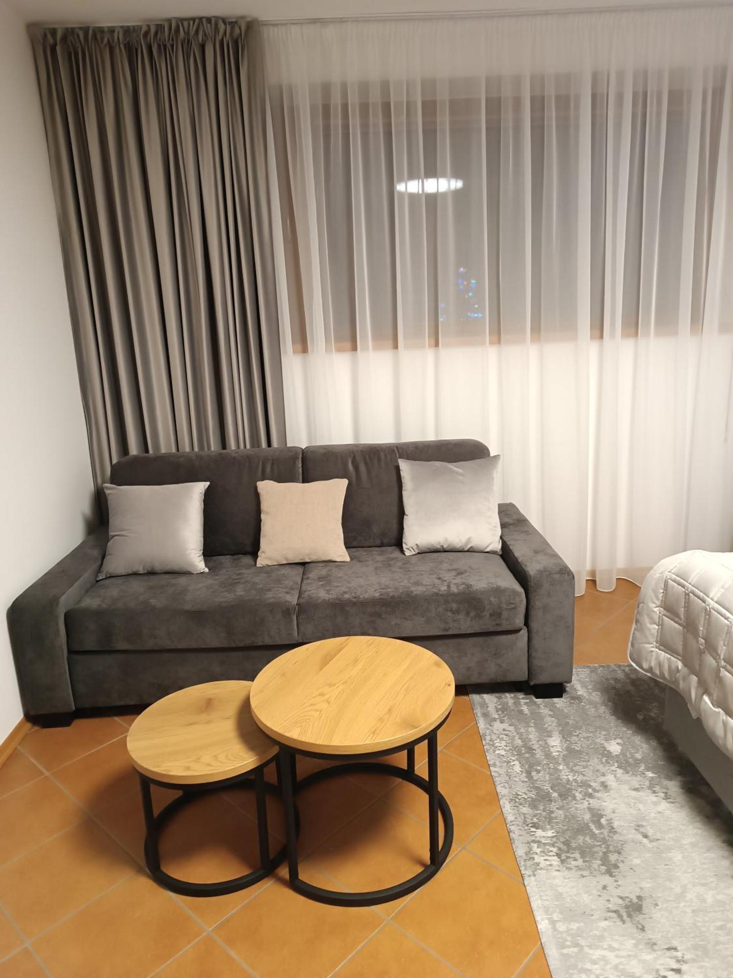 3 Bathrooms Apartman Mimi Liptovský Mikuláš Esterno foto