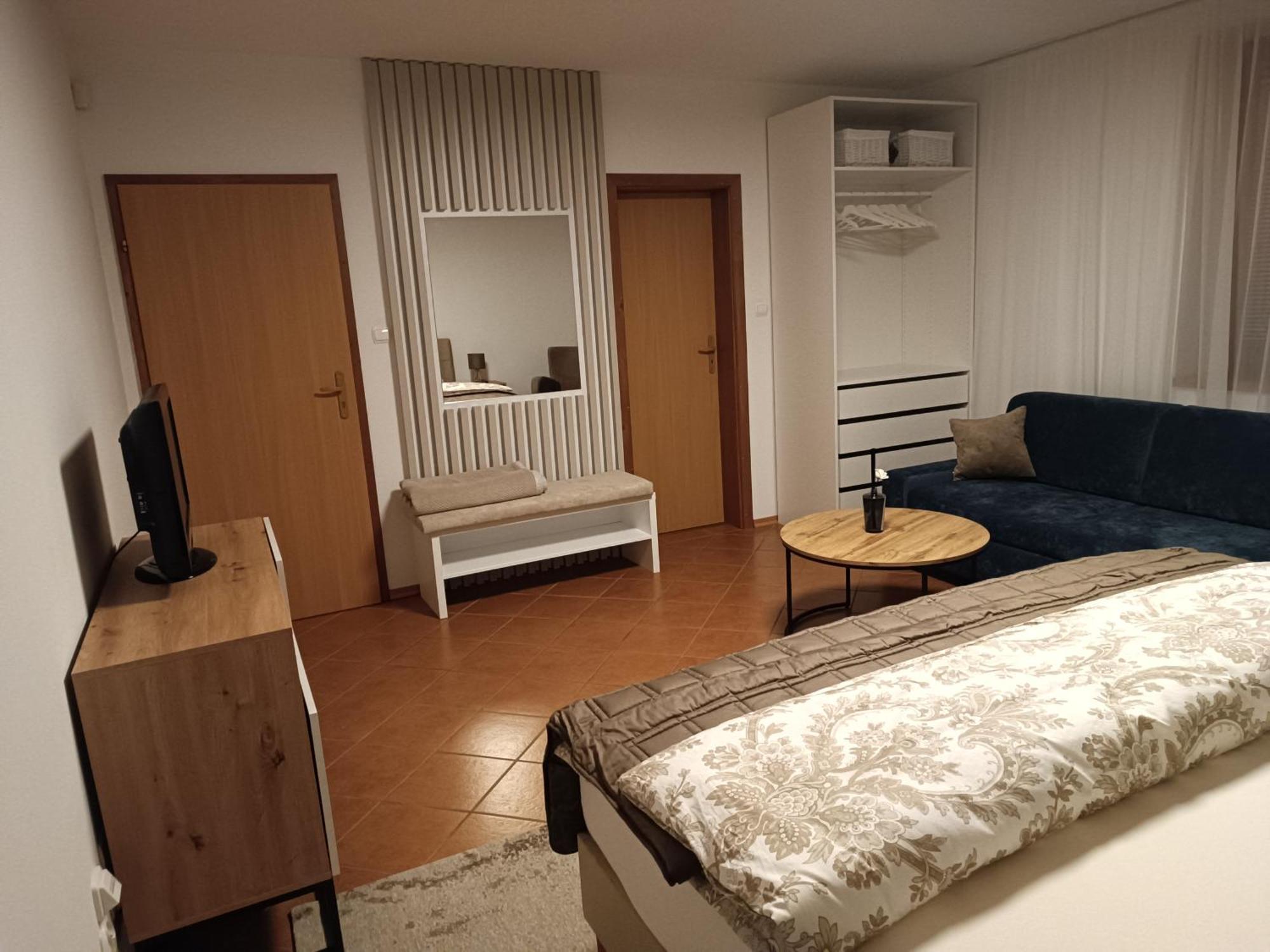 3 Bathrooms Apartman Mimi Liptovský Mikuláš Esterno foto